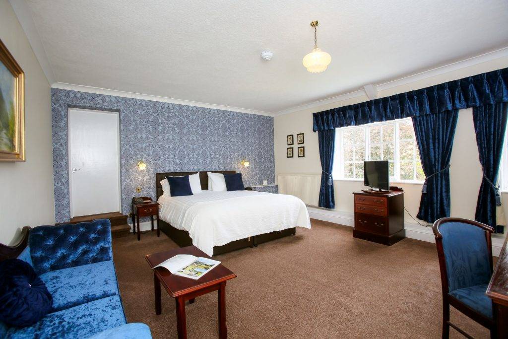 Izaak Walton Hotel