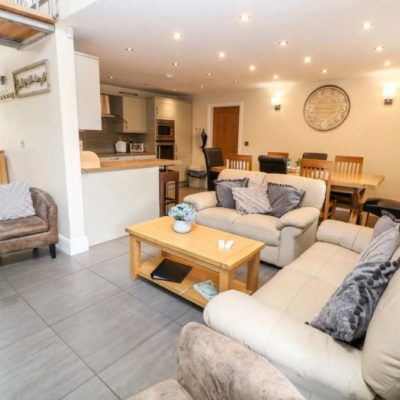 3 Pheasant Lane, Bolsterstone