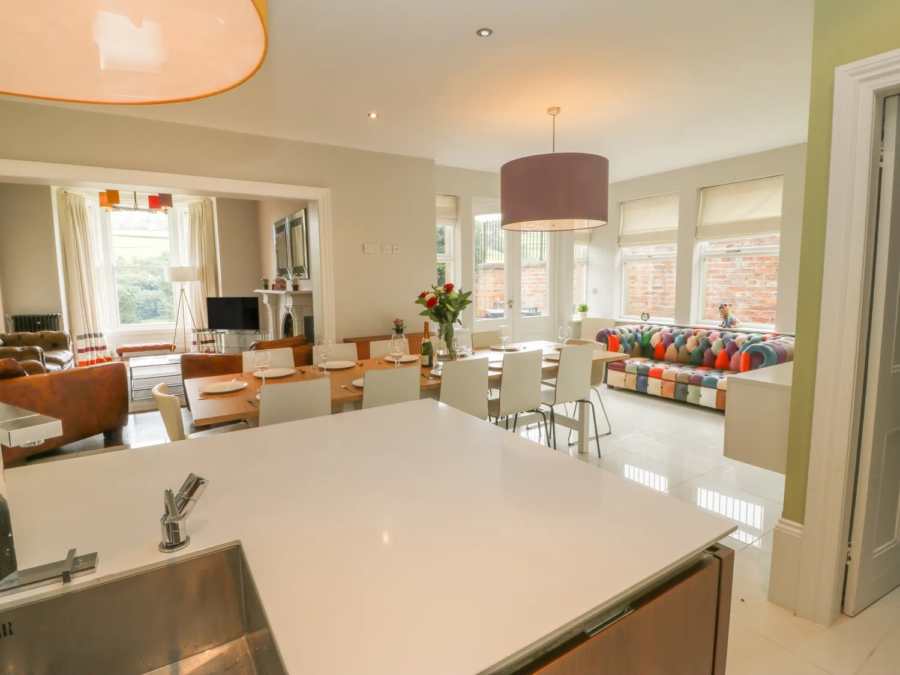 Ash Villa, Holmfirth
