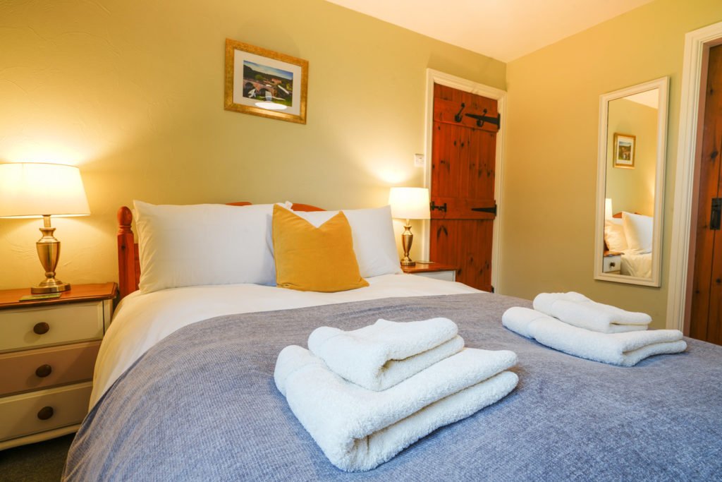 Bolehill Farm Holiday Cottages 10