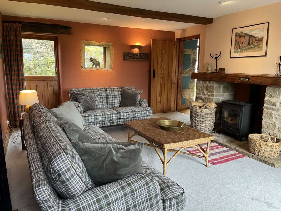 Callow Barn, Hathersage 4