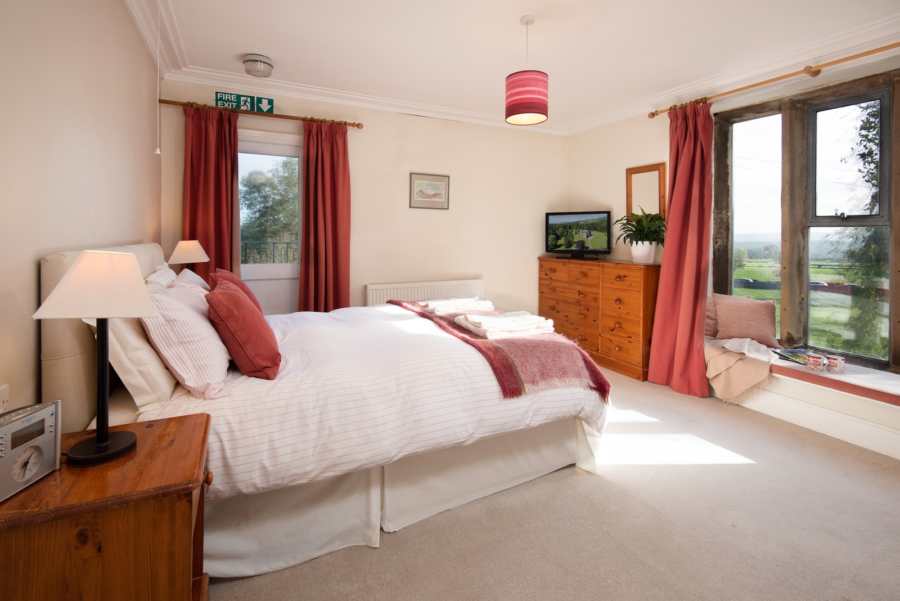 Castle Cliffe 5