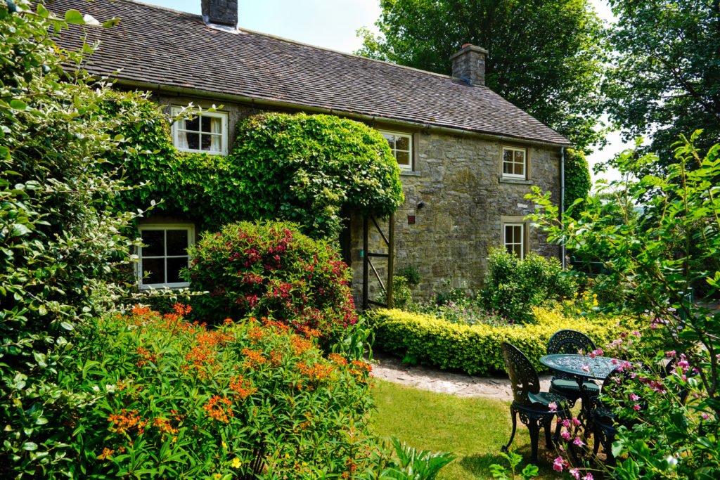 Holiday Cottages & Self-Catering in the Peak District National Park 1 Peak District Holiday Cottages