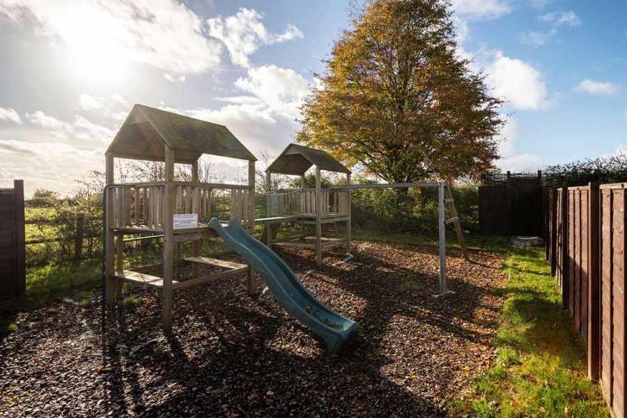 Dovedale Manor 11