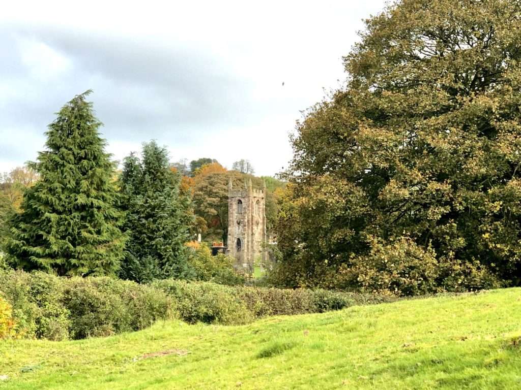 Peak District Pub Walks : Hartington