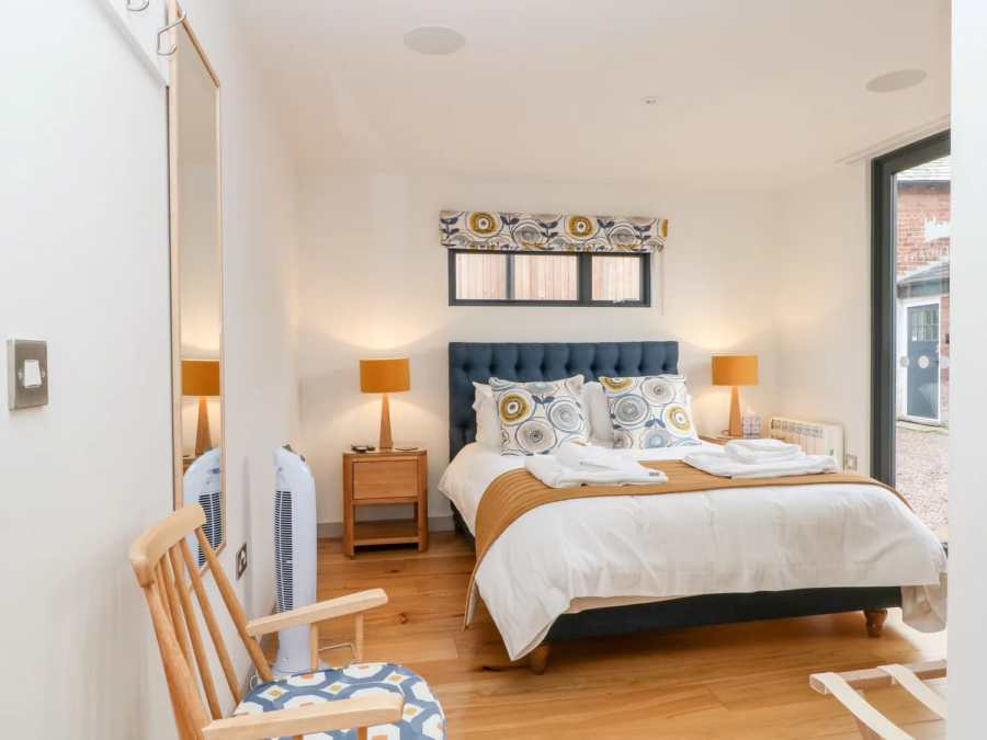 Capesthorne Hall Lodges, Lakeside Village & The Potting Shed 