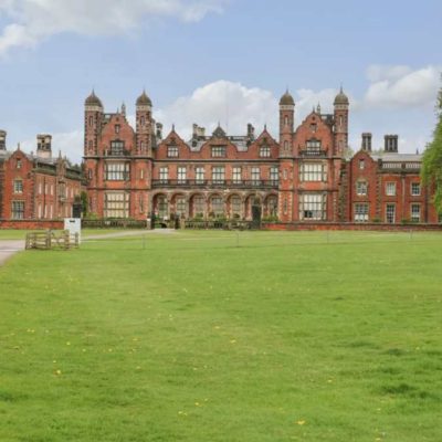 Capesthorne Hall Lodges