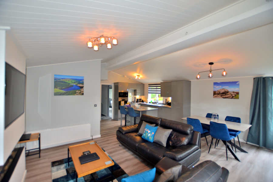 Longnor Wood Holiday Park 7