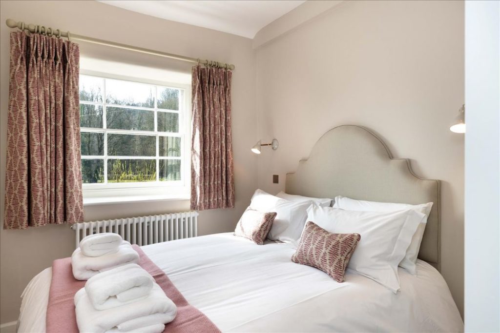 2 Lumford House 8
