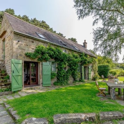 Peak Cottages