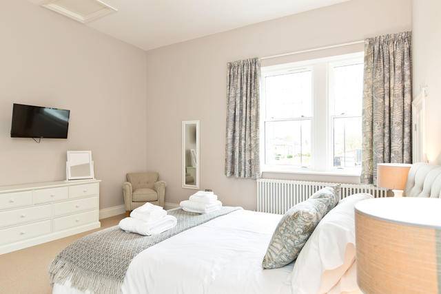 Riverside Cottages, Bakewell 6