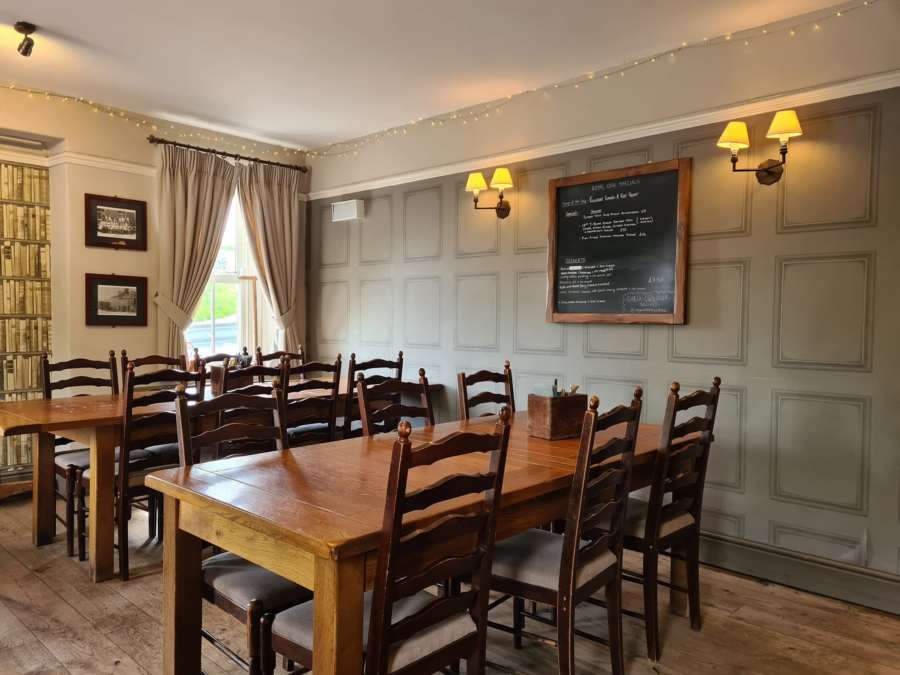 The Royal Oak, Hurdlow 2